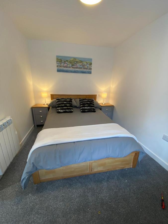 Modern 2 Bedroom Apartment, With Car Parking. Bitton Exterior foto